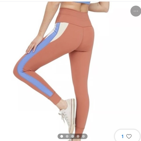 Aerie Offline Goals 7/8 Hi-Rise Peach Leggings. Size Medium. - Picture 1 of 10